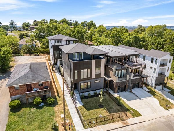 913 33rd Ave N, Unit B, Nashville, TN 37209
