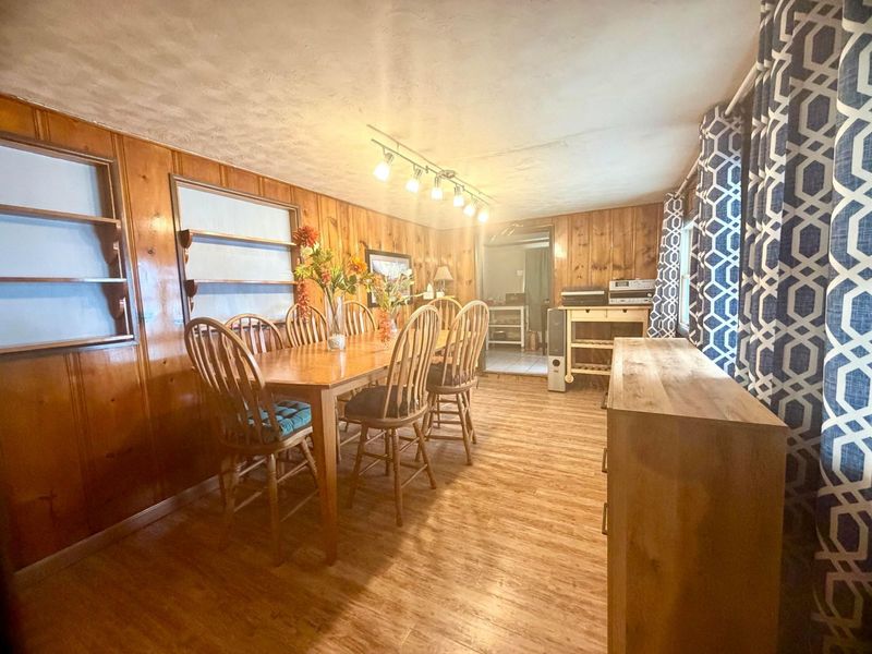 1054 S James Road, Columbus, OH 43227 Photo 10