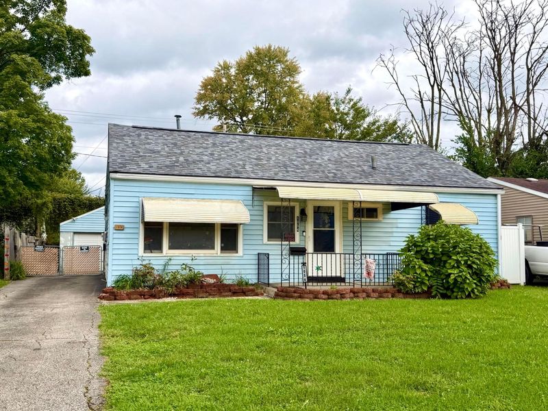 1054 S James Road, Columbus, OH 43227 Photo 2