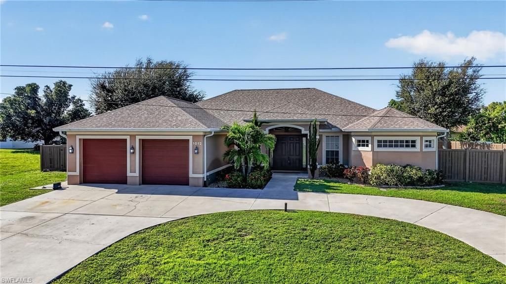 1012 SW 39th Ter, Cape Coral, FL 33914 Main Photo