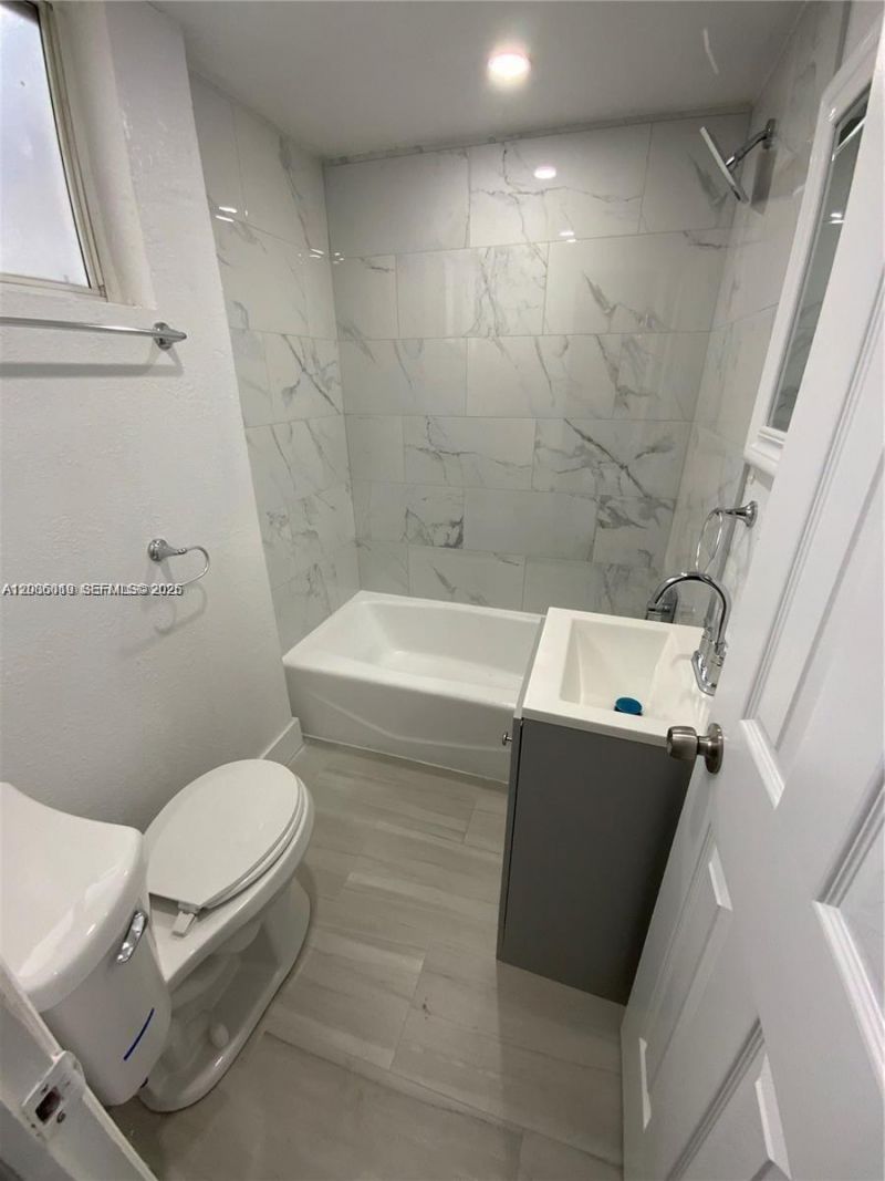8141 NW 5th Ct, Miami, FL 33150 Photo