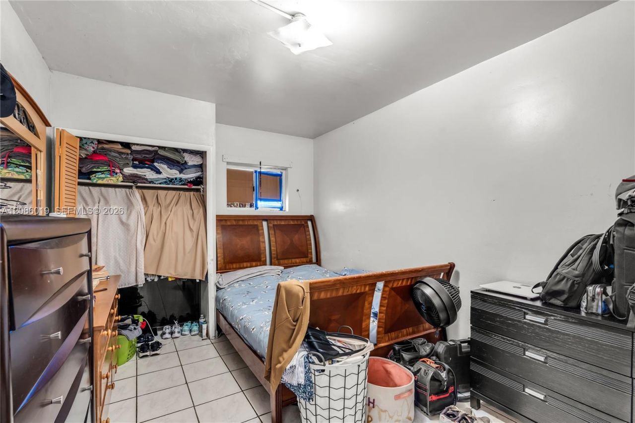 8141 NW 5th Ct, Miami, FL 33150 Photo