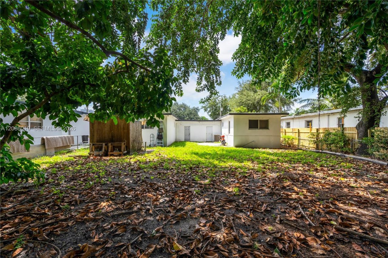 8141 NW 5th Ct, Miami, FL 33150 Photo