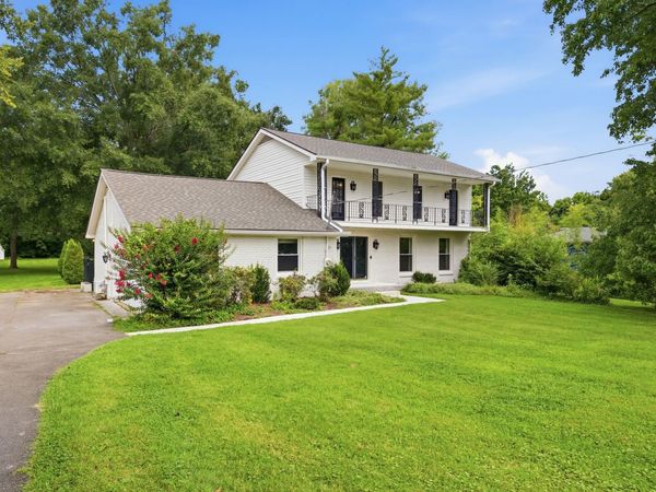 1303 General McArthur Dr , Brentwood, TN 37027