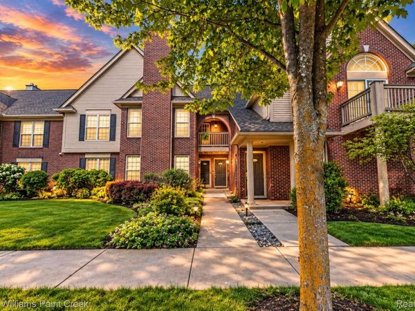 28569 Carlton Way Drive , Novi, Mi 48377