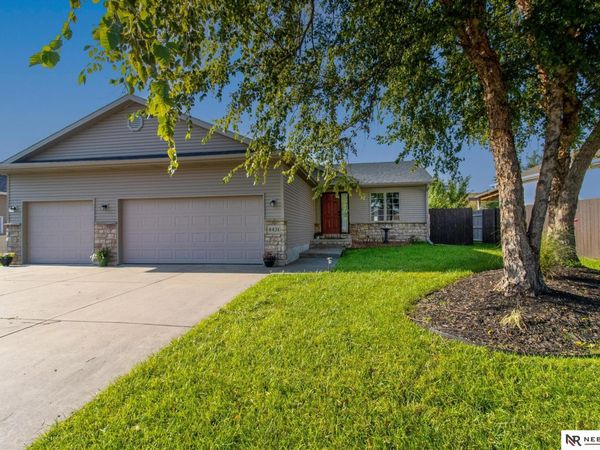 4431 W Leighton Avenue, Lincoln, NE 68524