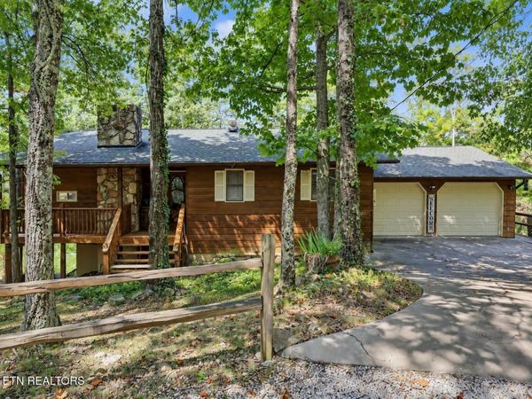1001 Old Laurel Lane , Sevierville, TN 37876