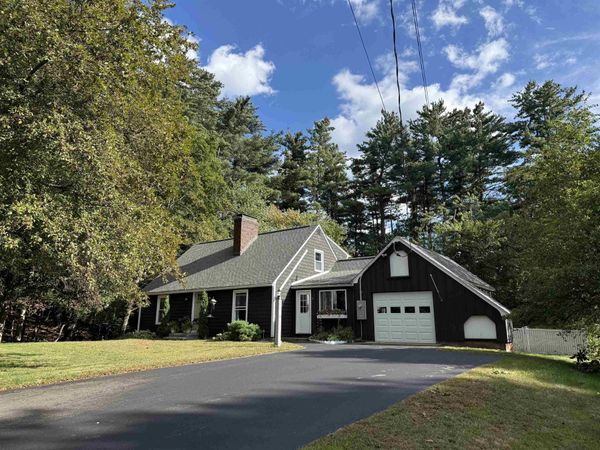 4 Corwin Drive, Derry, NH 03038