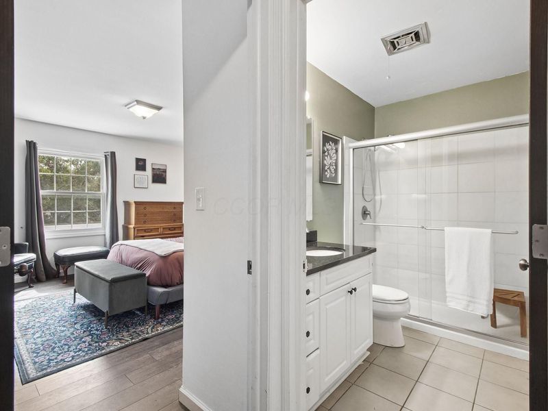 2815 Chateau Circle S, Unit 38, Columbus, OH 43221 Photo 13