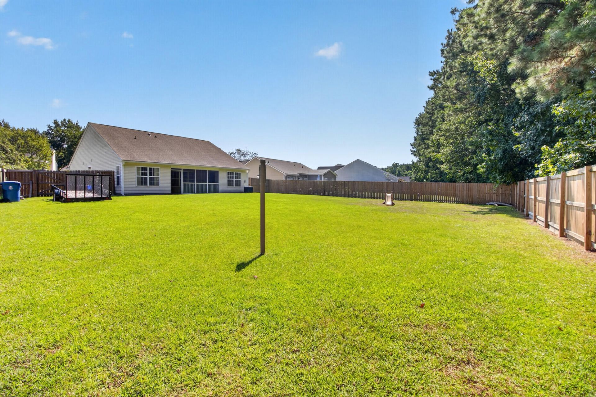 1280 Palm Cove Drive Photo 4