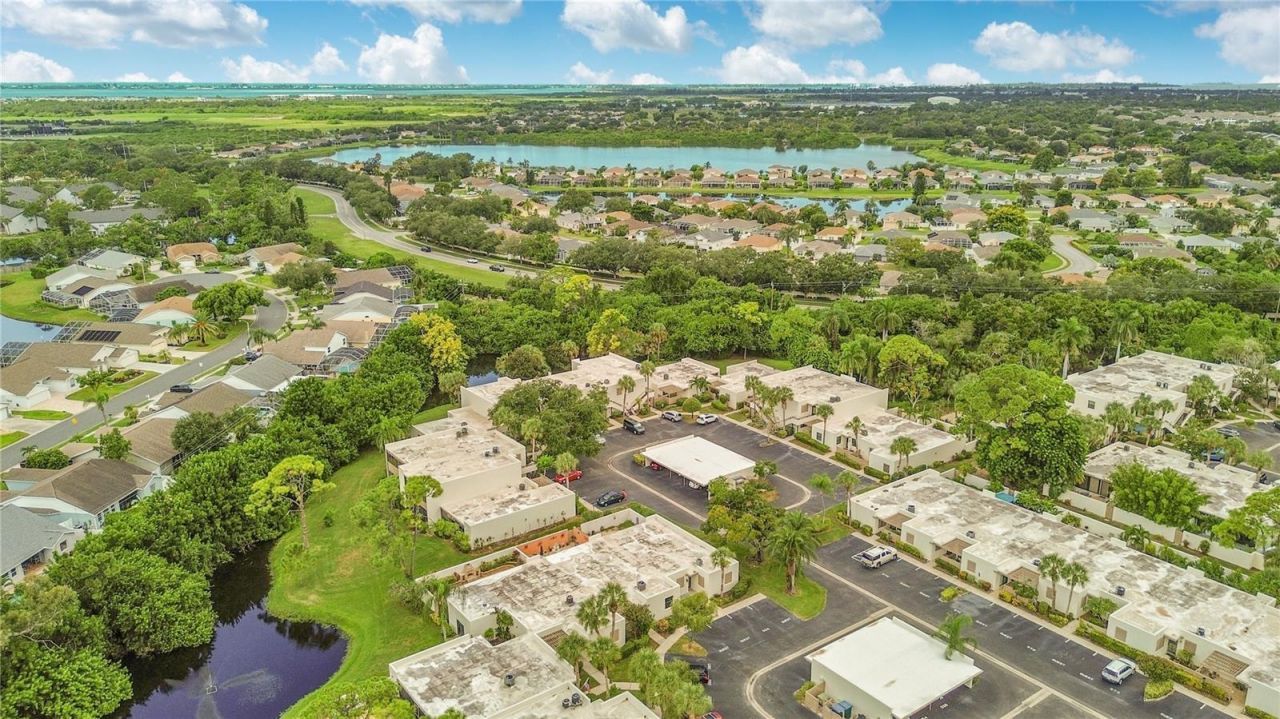 597 Lakeside Drive , Unit 205, Bradenton, FL 34210 Photo