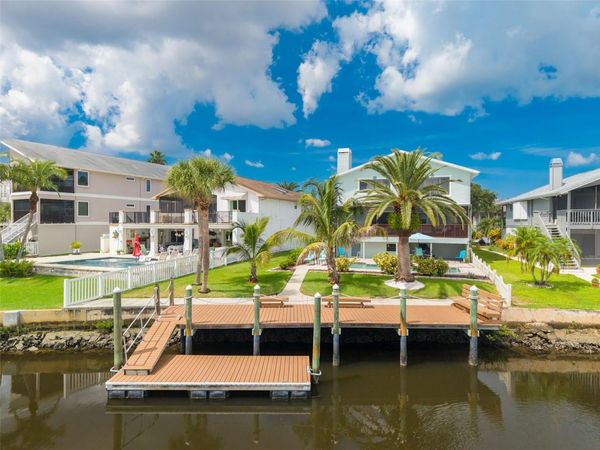 6206 BAYSIDE DRIVE , NEW PORT RICHEY, FL 34652