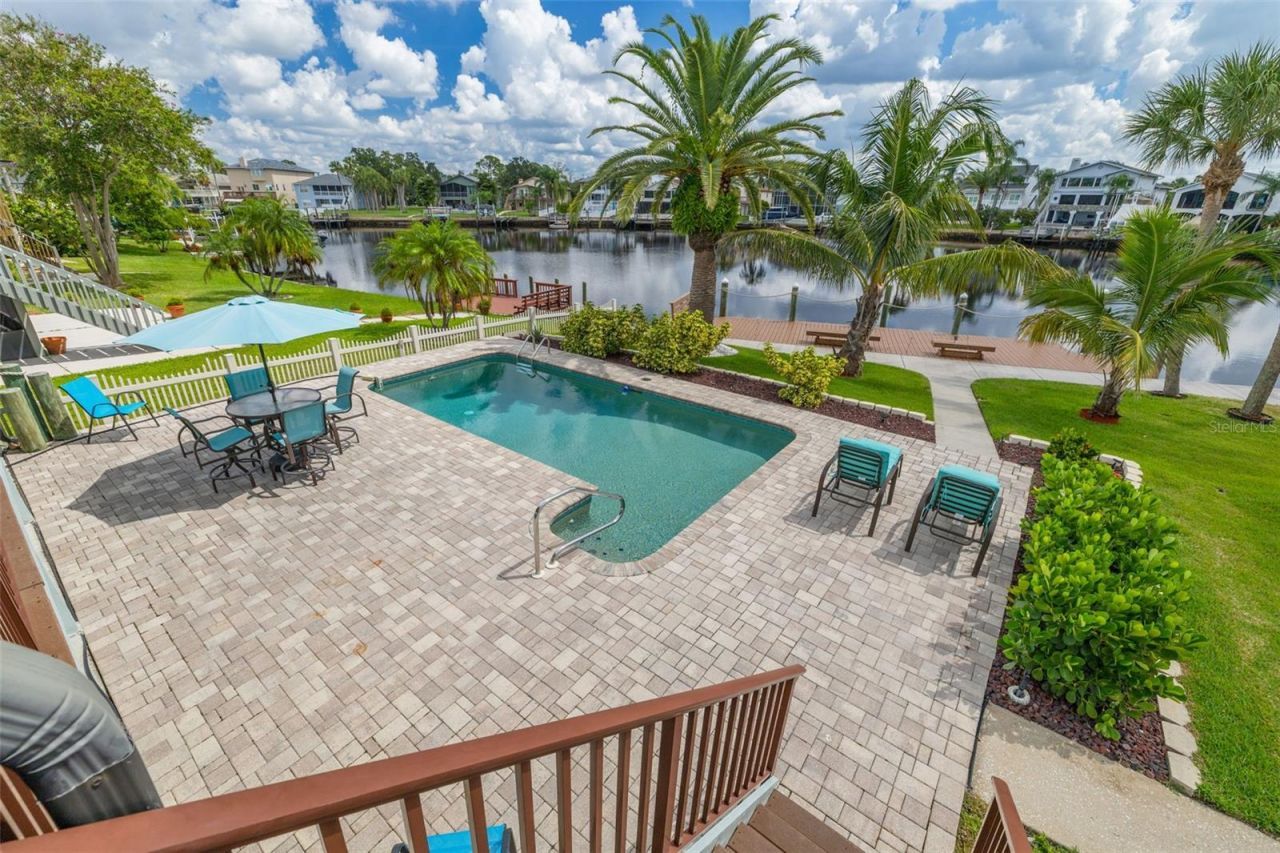 6206 Bayside Drive, New Port Richey, FL 34652 Photo