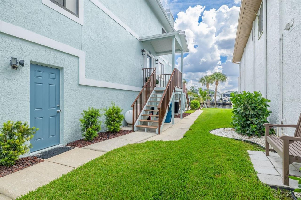 6206 Bayside Drive, New Port Richey, FL 34652 Photo