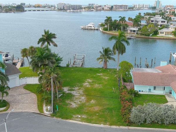 11080 8TH STREET E, TREASURE ISLAND, FL 33706