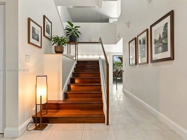 1542 NE Quayside Ter , Unit D2, Miami, FL 33138