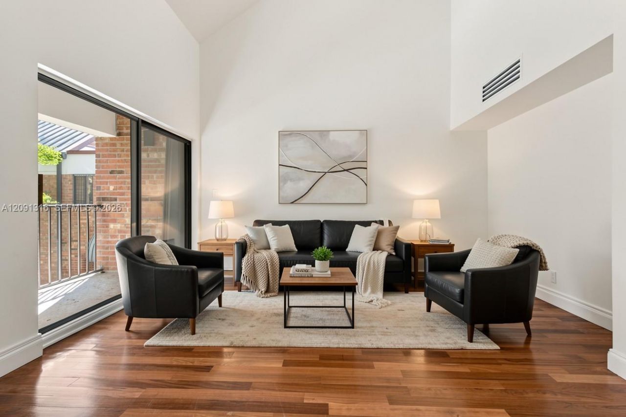 1542 NE Quayside Ter , Unit D2, Miami, FL 33138 Photo