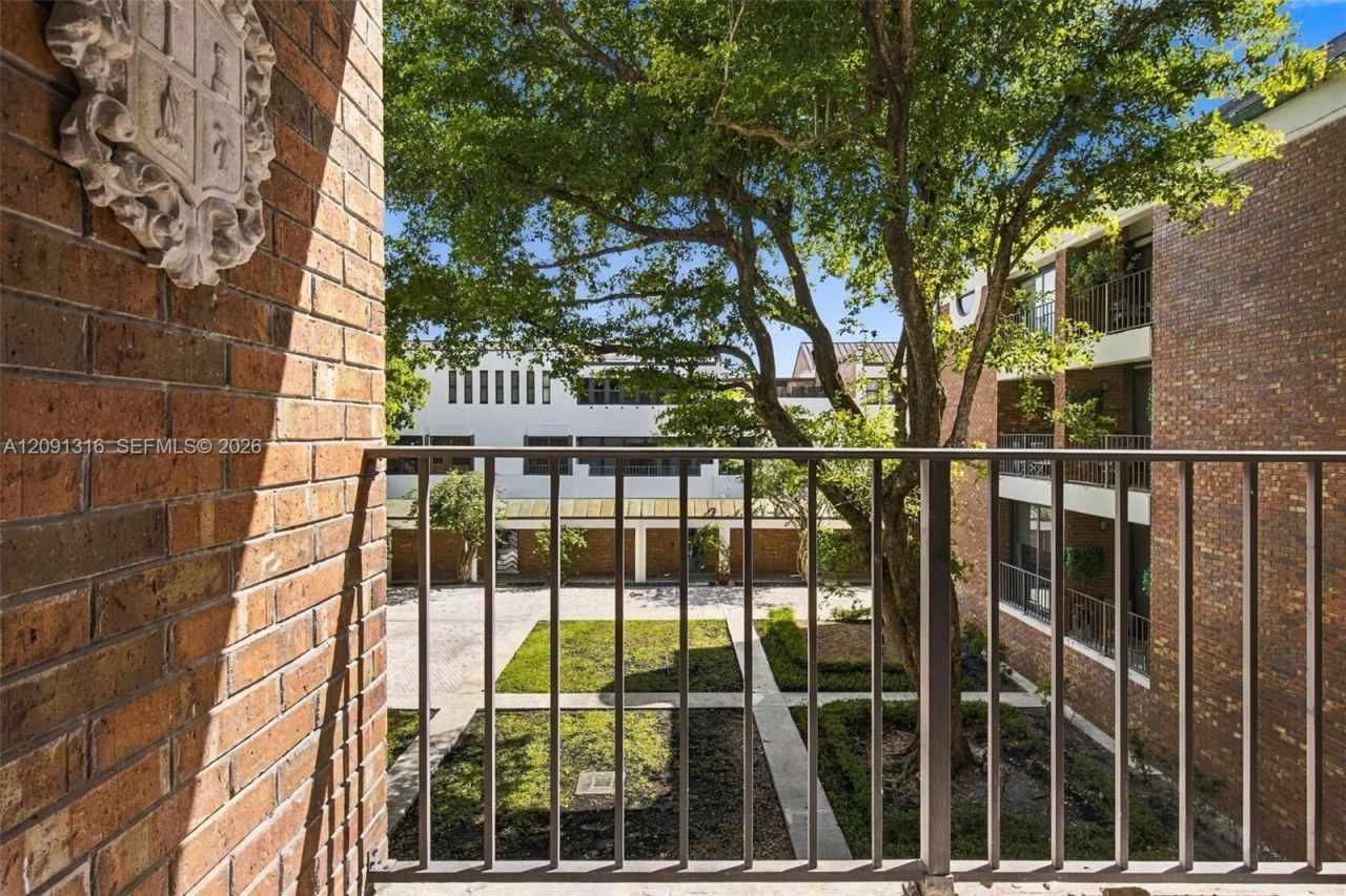 1542 NE Quayside Ter , Unit D2, Miami, FL 33138 Photo