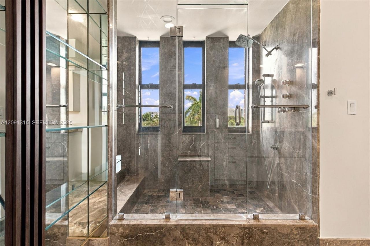 1542 NE Quayside Ter , Unit D2, Miami, FL 33138 Photo