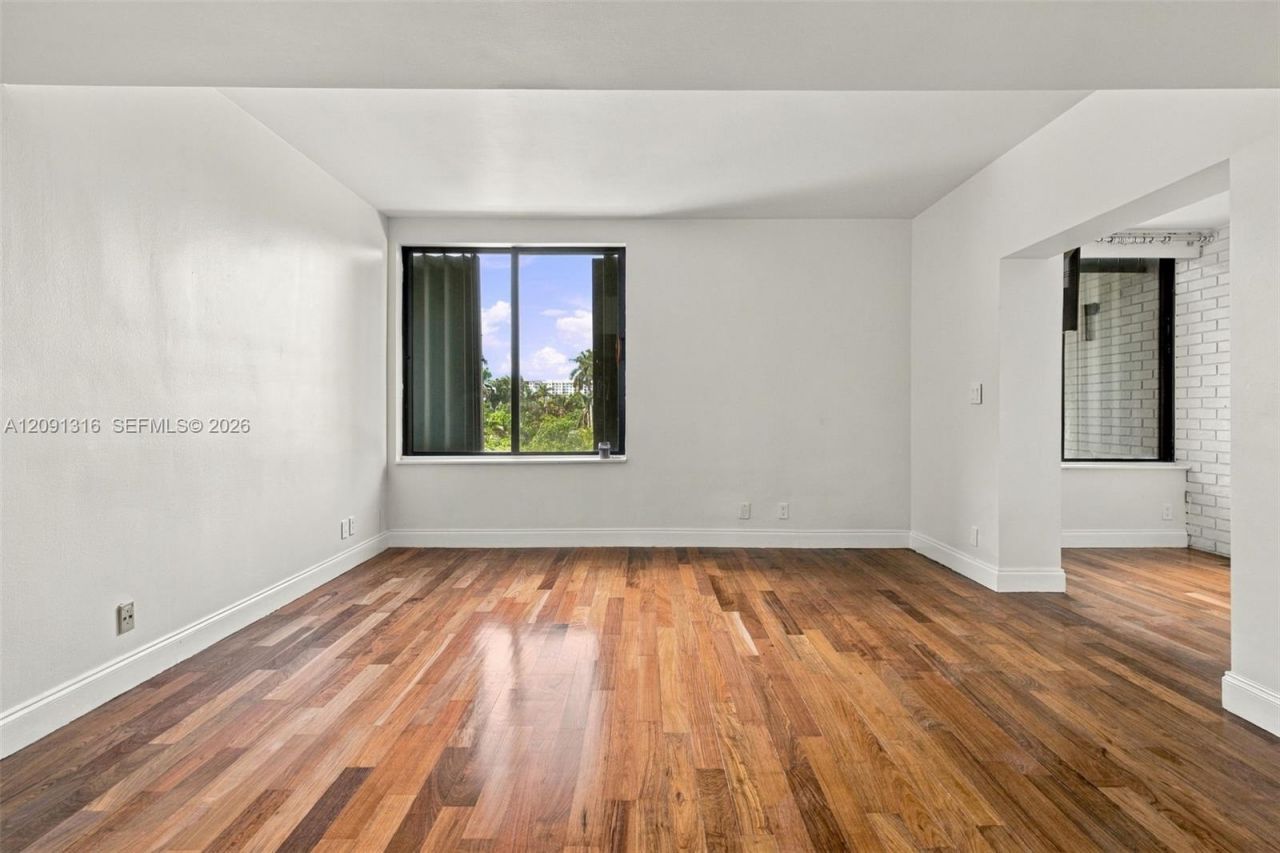 1542 NE Quayside Ter , Unit D2, Miami, FL 33138 Photo