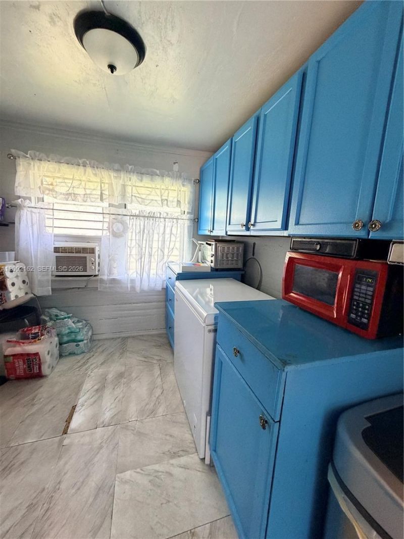 Please Call For Address, Miami, FL 33142 Photo