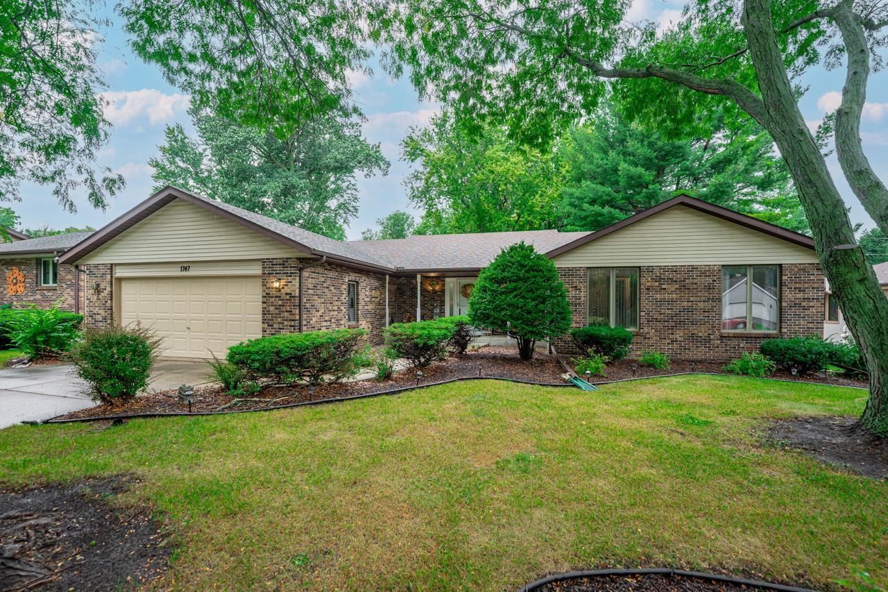 1747 Arnold Avenue, Rockford, IL 61108 Main Photo