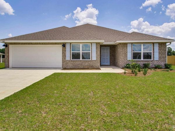 2723 Grayson Dr, Cantonment, FL 32533
