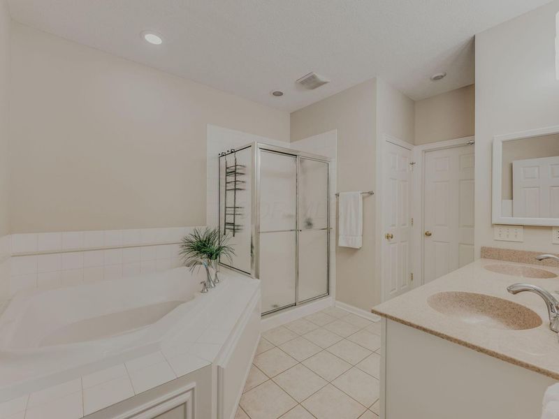 7392 Deer Valley Crossing , Powell, OH 43065 Photo 17