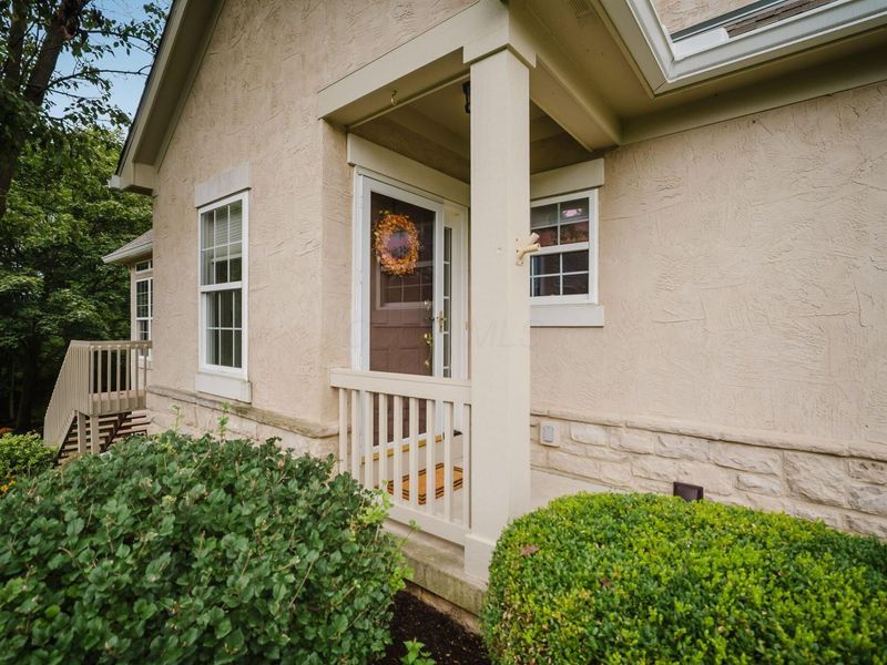 7392 Deer Valley Crossing , Powell, OH 43065 Photo 3