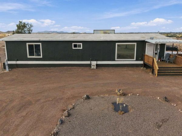 35202 W STEINWAY Drive, Arlington, AZ 85322