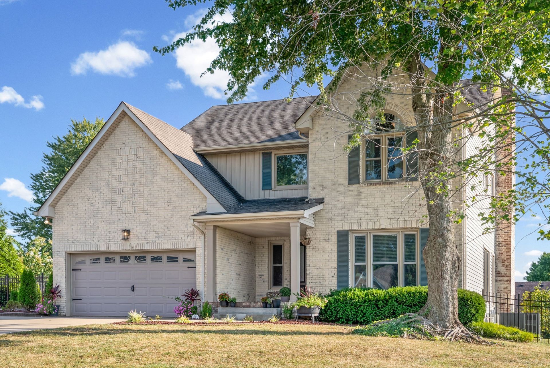 3154 Quincy Ln  Clarksville, TN 37043