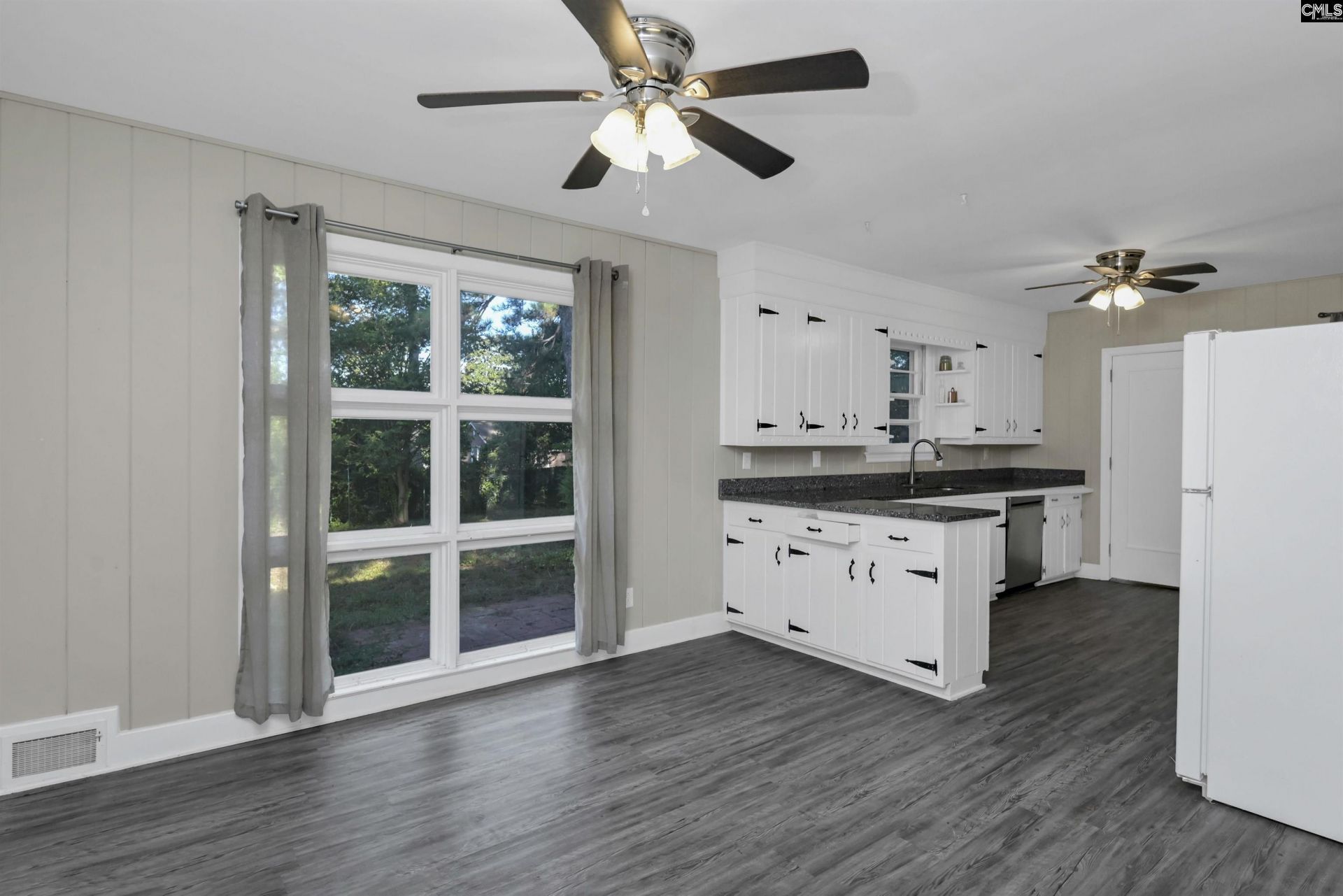 1615 Morninghill Drive  Photo 6