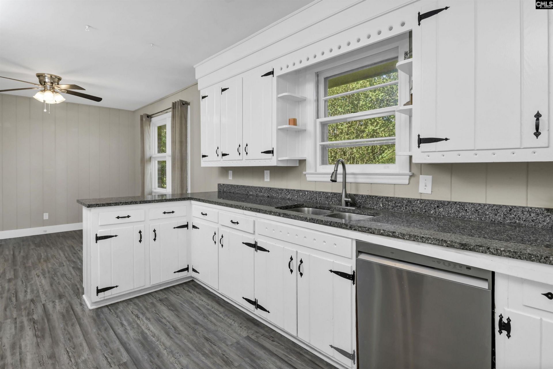 1615 Morninghill Drive  Photo 8