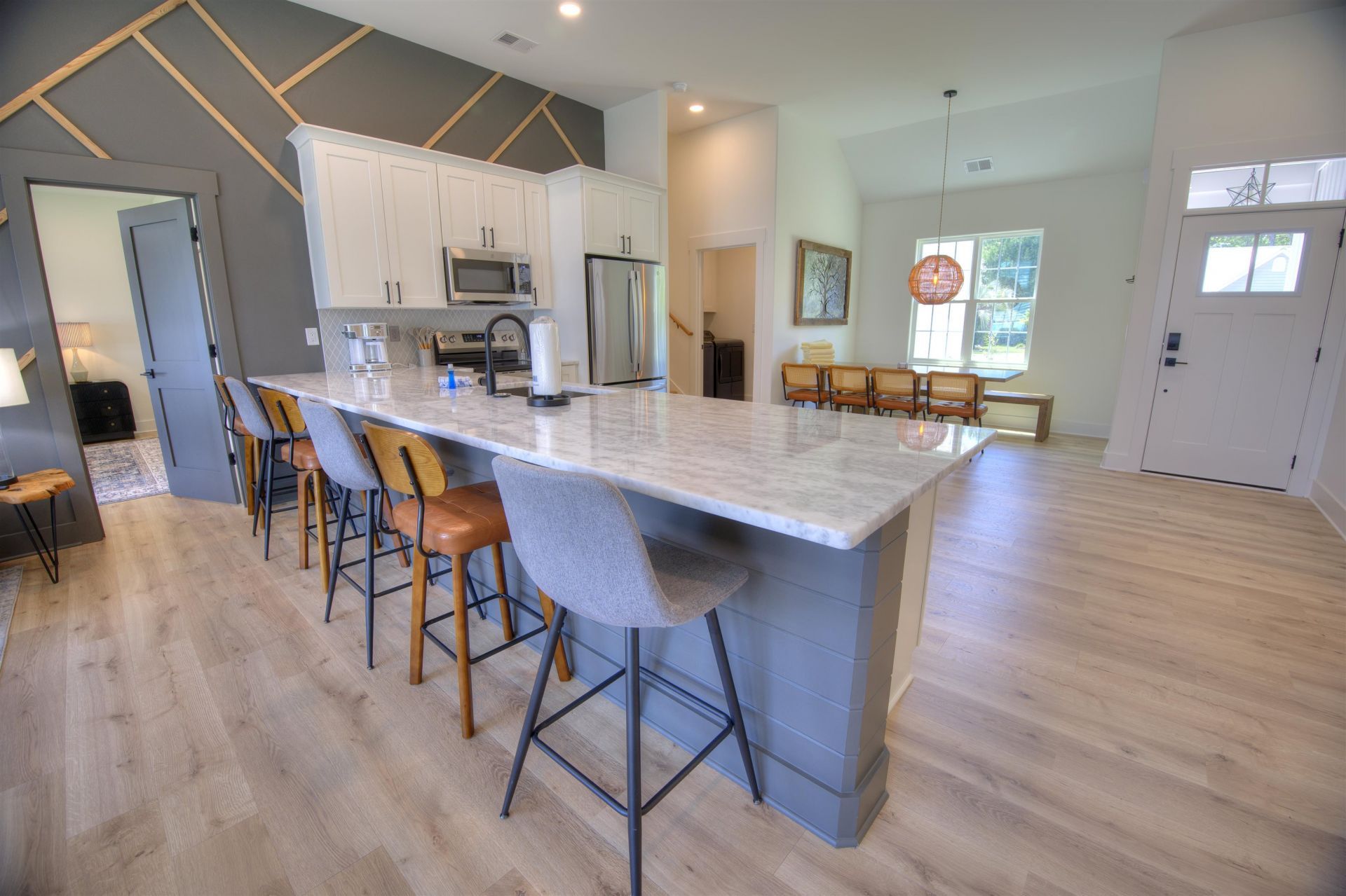 4385 Kinlaw St. Photo 8