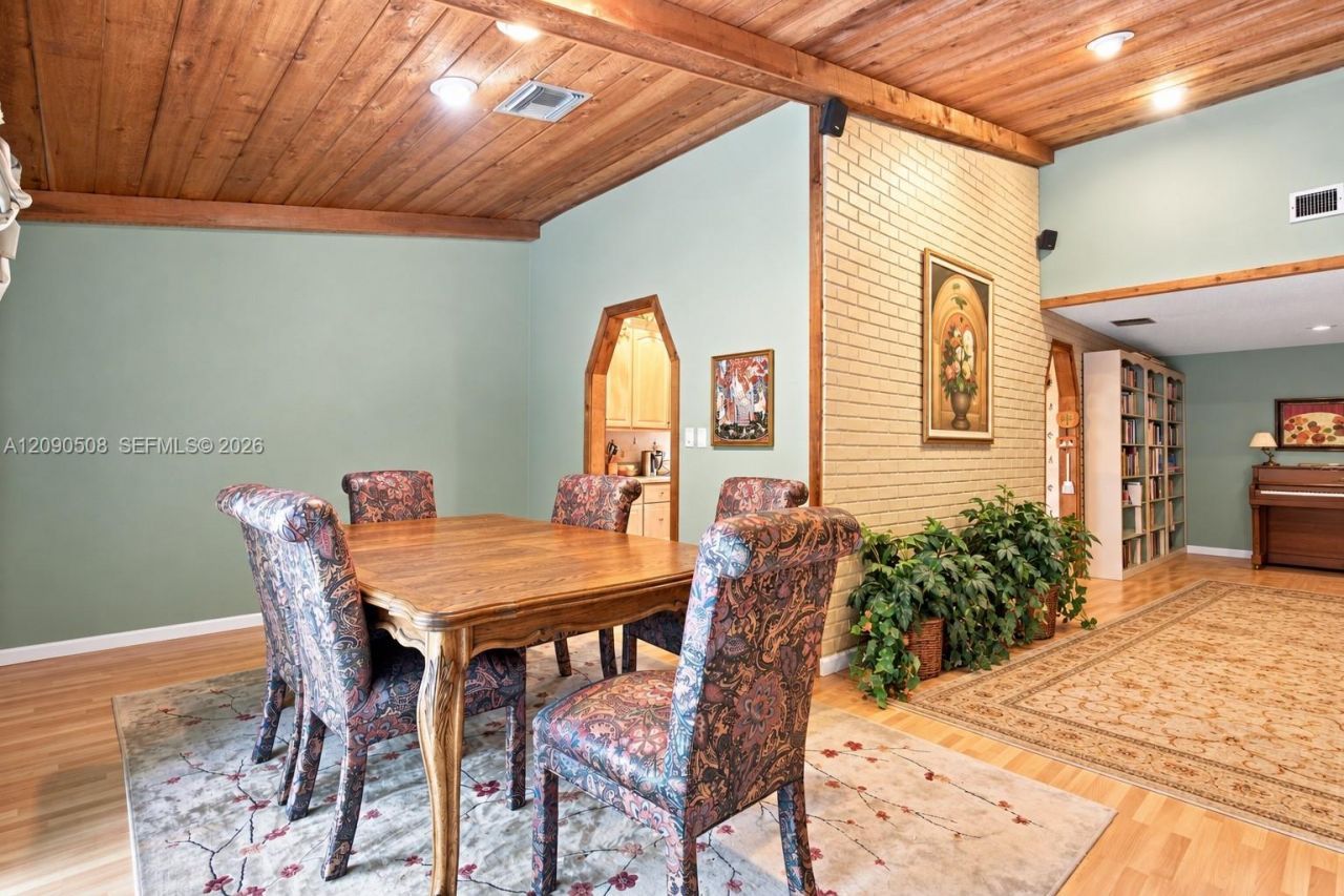 521 NW 78th Way, Plantation, FL 33324 Photo