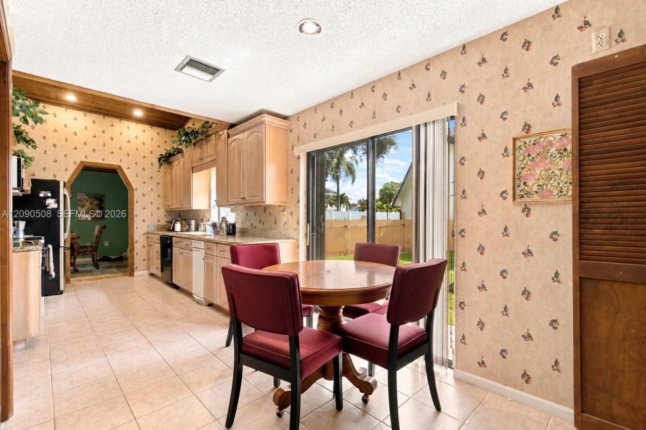 521 NW 78th Way, Plantation, FL 33324 Photo