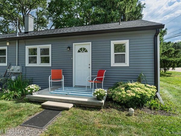 2388 W Auburn Road, Rochester Hills, Mi 48309