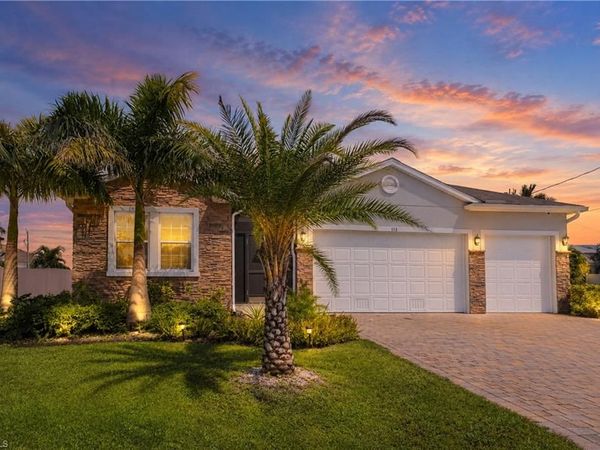 113 SW 33rd PL , CAPE CORAL, FL 33991