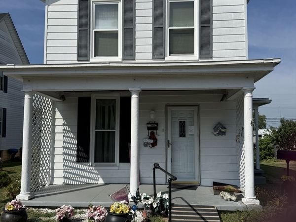 618 S Poplar Street , Seymour, IN 47274