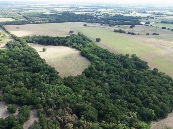 4587 County Road 1134, Leonard, TX 75452