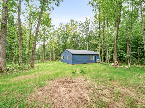 13540 8 Mile Road, Evart, MI 49631