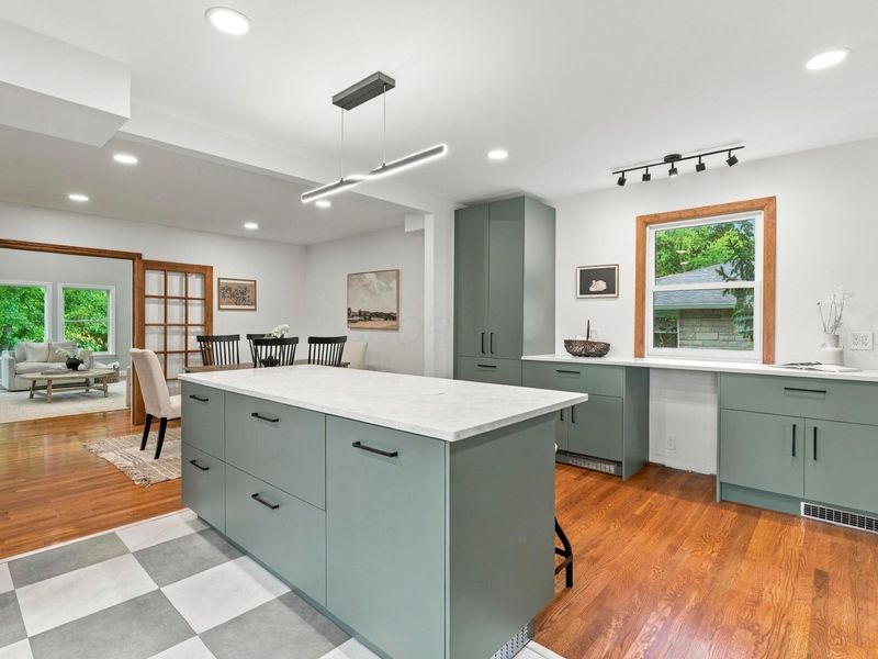 2047 Mccoy Road, Upper Arlington, OH 43220 Photo 21