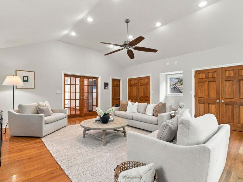 2047 Mccoy Road, Upper Arlington, OH 43220 Photo 39