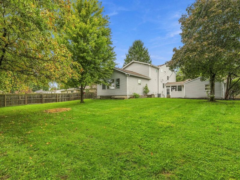 2047 Mccoy Road, Upper Arlington, OH 43220 Photo 67