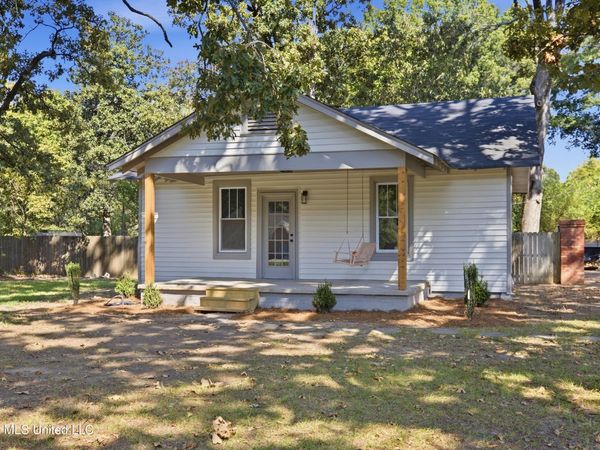 108 Camille Street, Senatobia, MS 38668