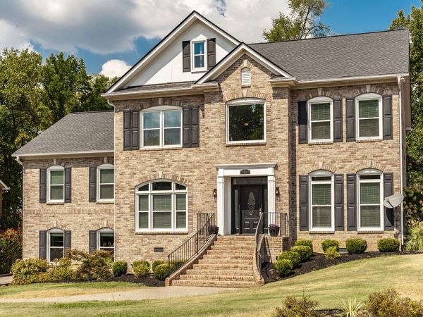 102 Fairlake Ct, Hendersonville, TN 37075