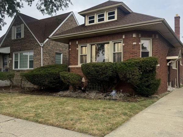 10827 S Wallace Street , Chicago, IL 60628