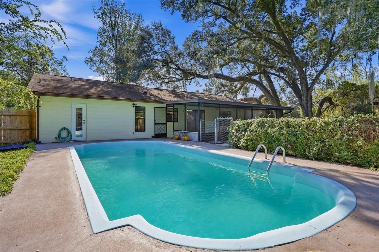 1310 SW 76th Drive, Gainesville, FL 32607 Photo