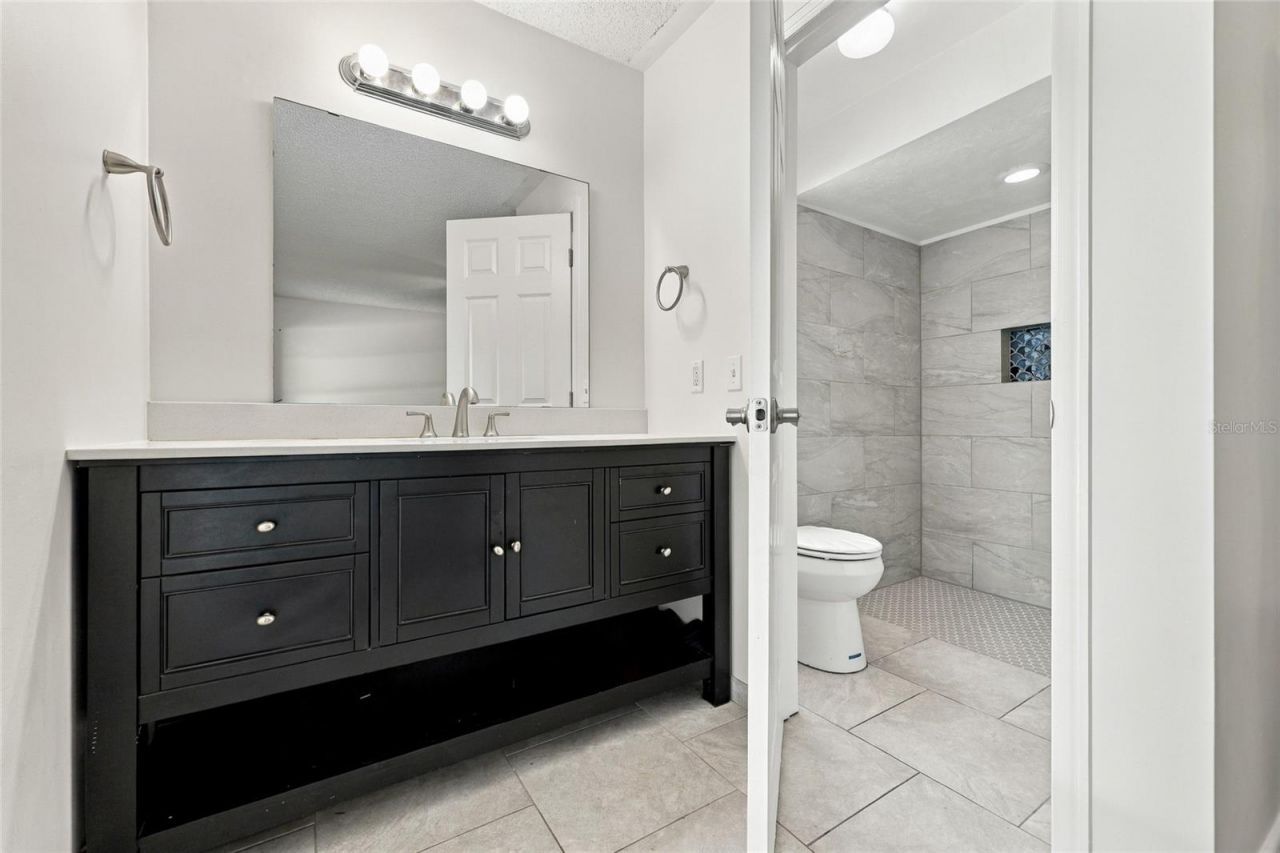 1310 SW 76th Drive, Gainesville, FL 32607 Photo