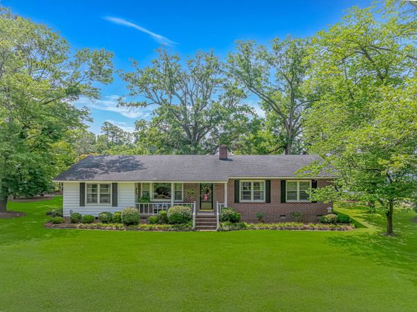 341 Retired Ave. , Marion, SC 29571